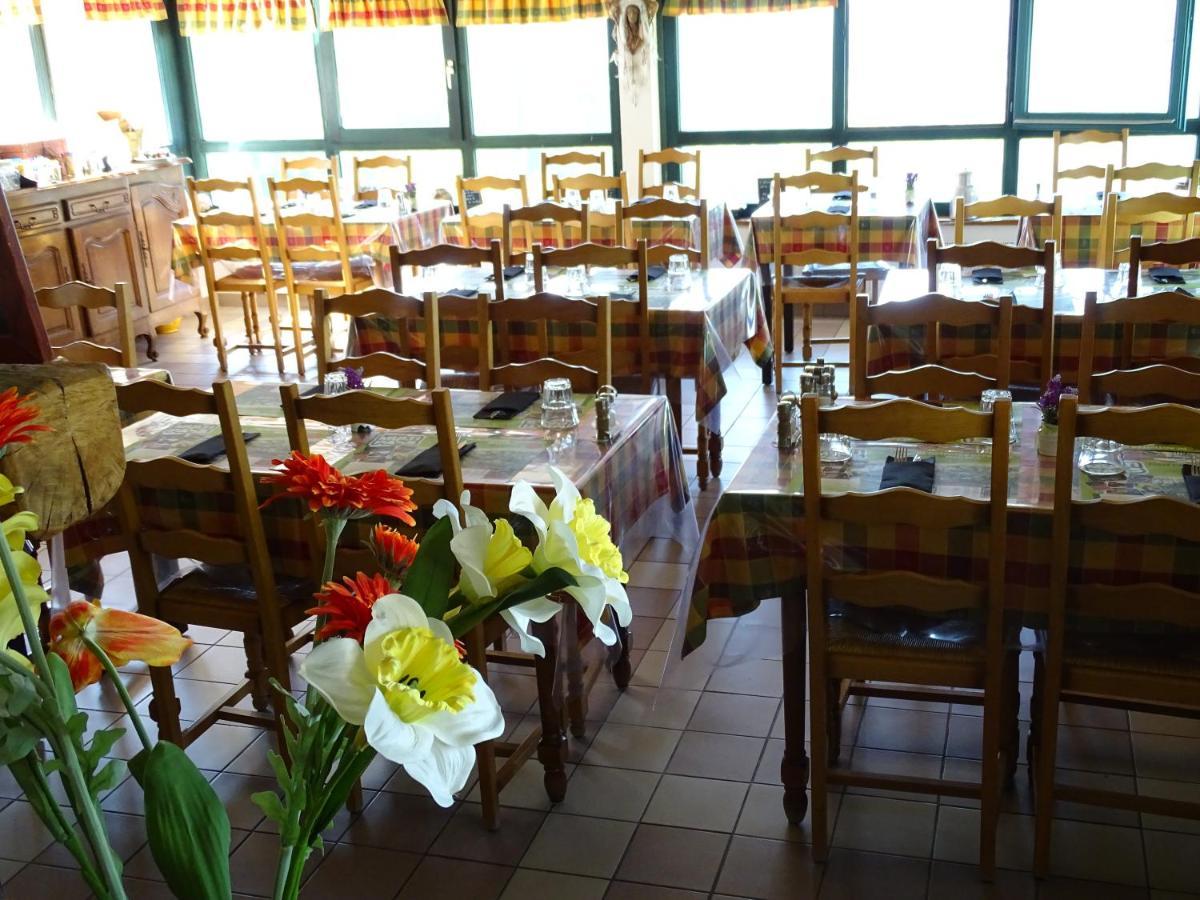 Auberge Le Bois Du Cornet La Forclaz Exterior foto