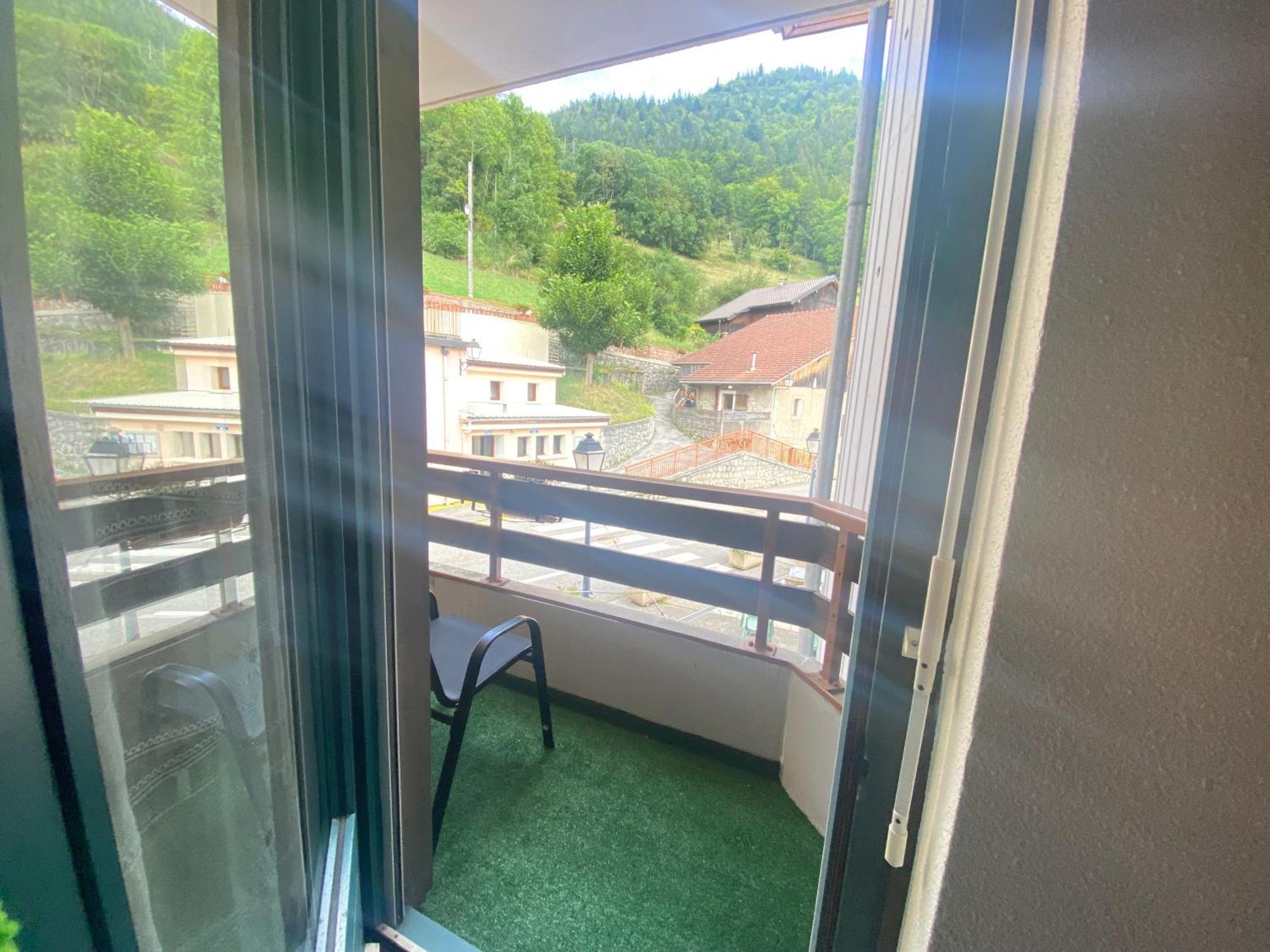 Auberge Le Bois Du Cornet La Forclaz Exterior foto